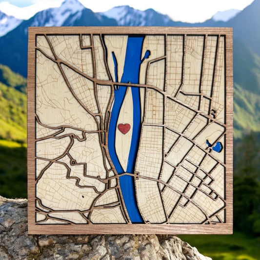Négyzet alakú, egyedi lézervágott fa térkép ajándék