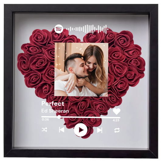 Saját dalos, saját fotóval örök rózsa box, akár LED világítással és a kedvenc dalotokkal