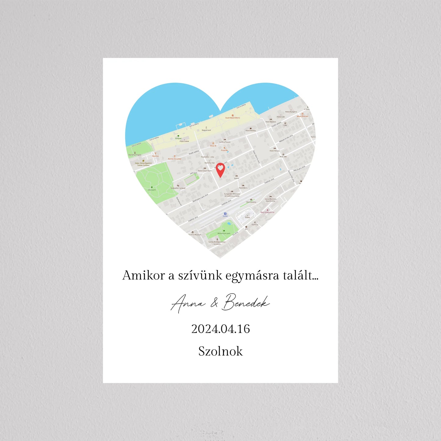 Egyedi szerelmes SZÍV alakú térkép - több stílusban