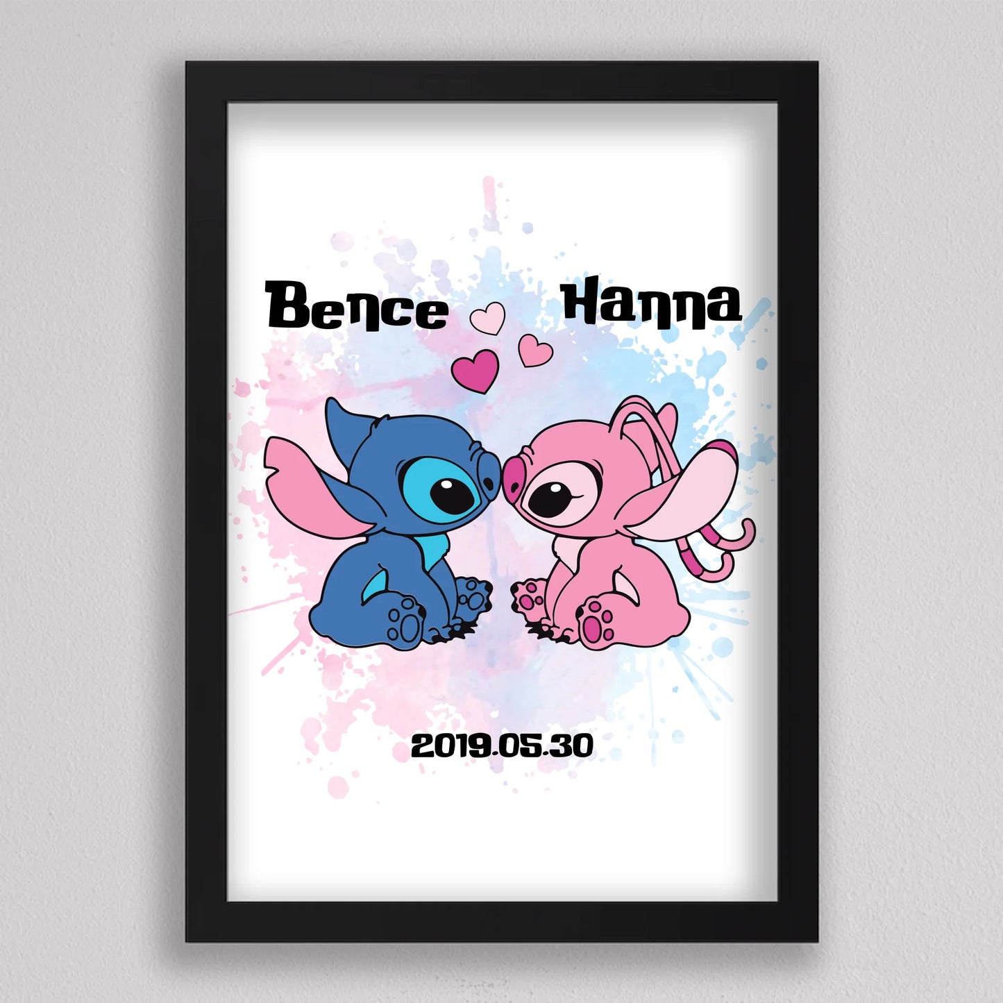 💖 Szerelmes Stitch és Angel – Személyre Szabható Páros Poszter