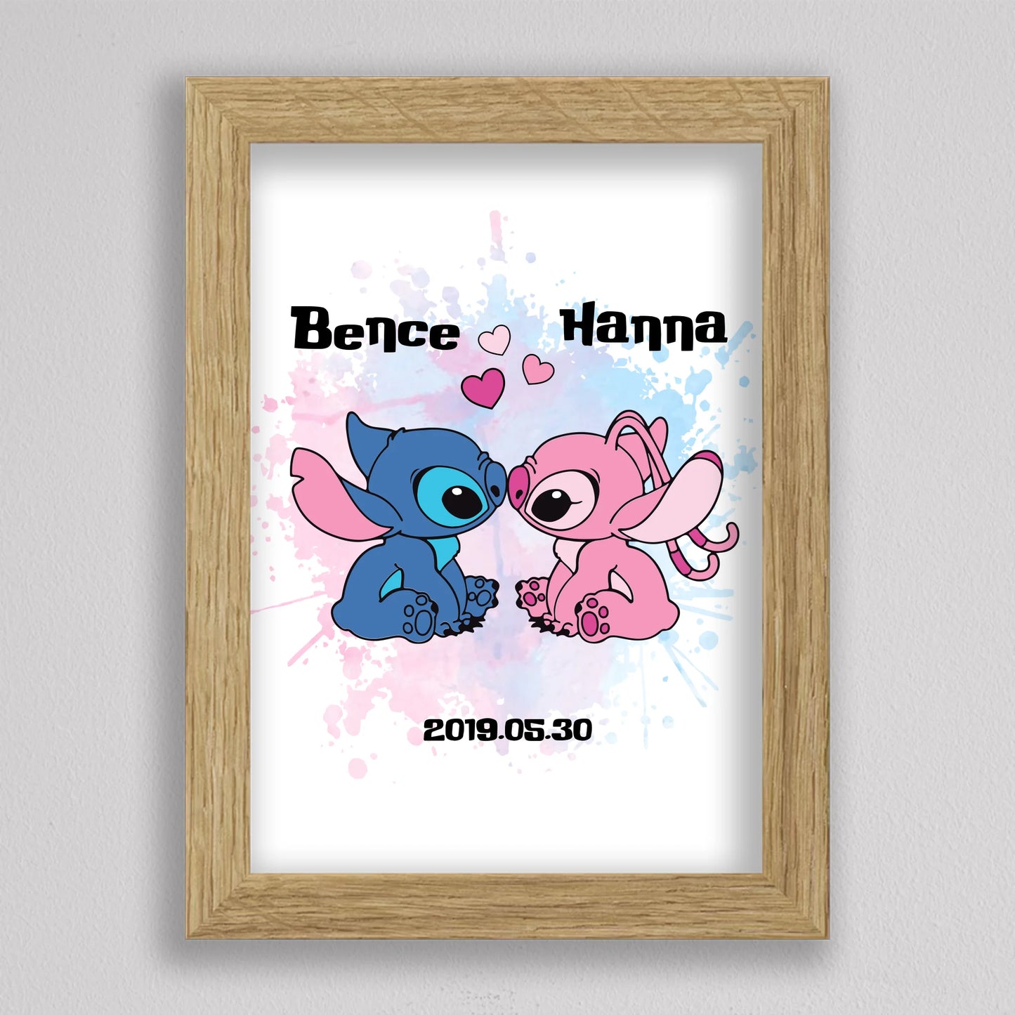 💖 Szerelmes Stitch és Angel – Személyre Szabható Páros Poszter