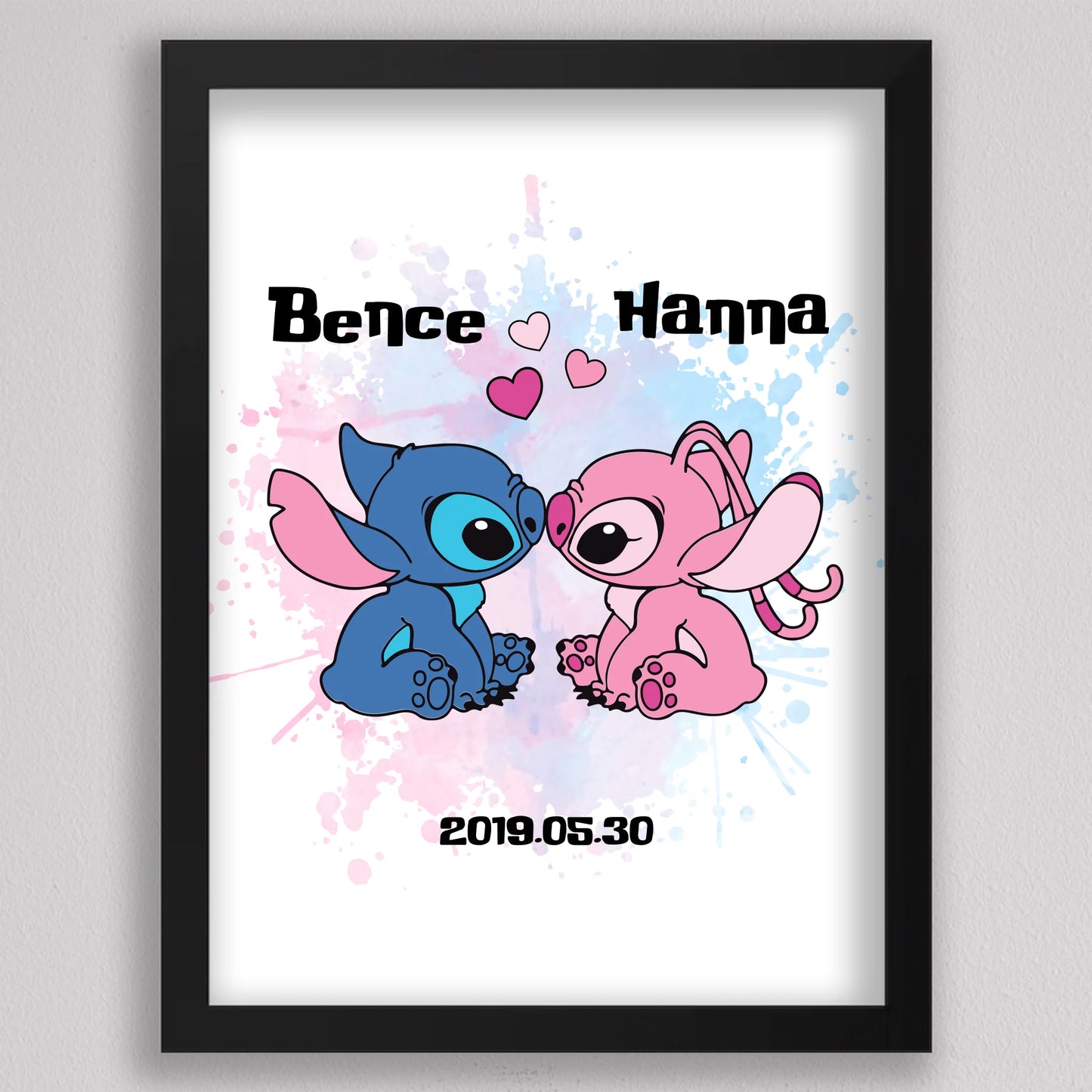 💖 Szerelmes Stitch és Angel – Személyre Szabható Páros Poszter