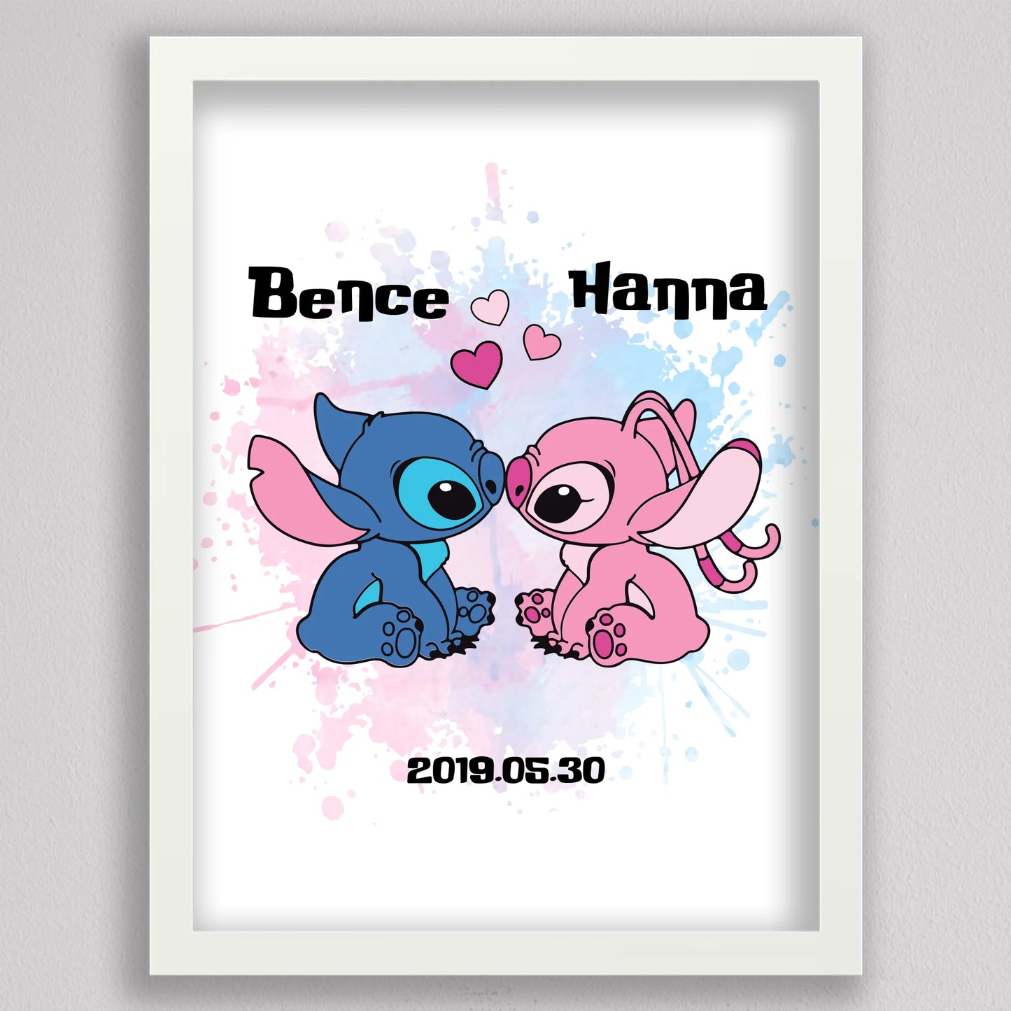 💖 Szerelmes Stitch és Angel – Személyre Szabható Páros Poszter