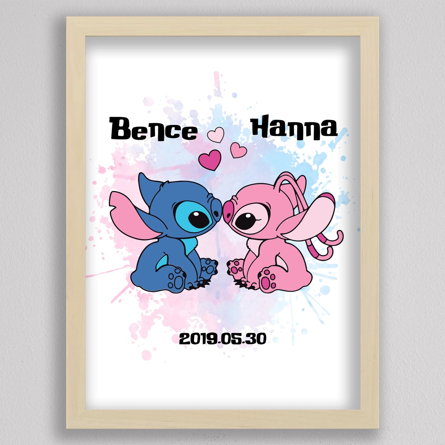 💖 Szerelmes Stitch és Angel – Személyre Szabható Páros Poszter