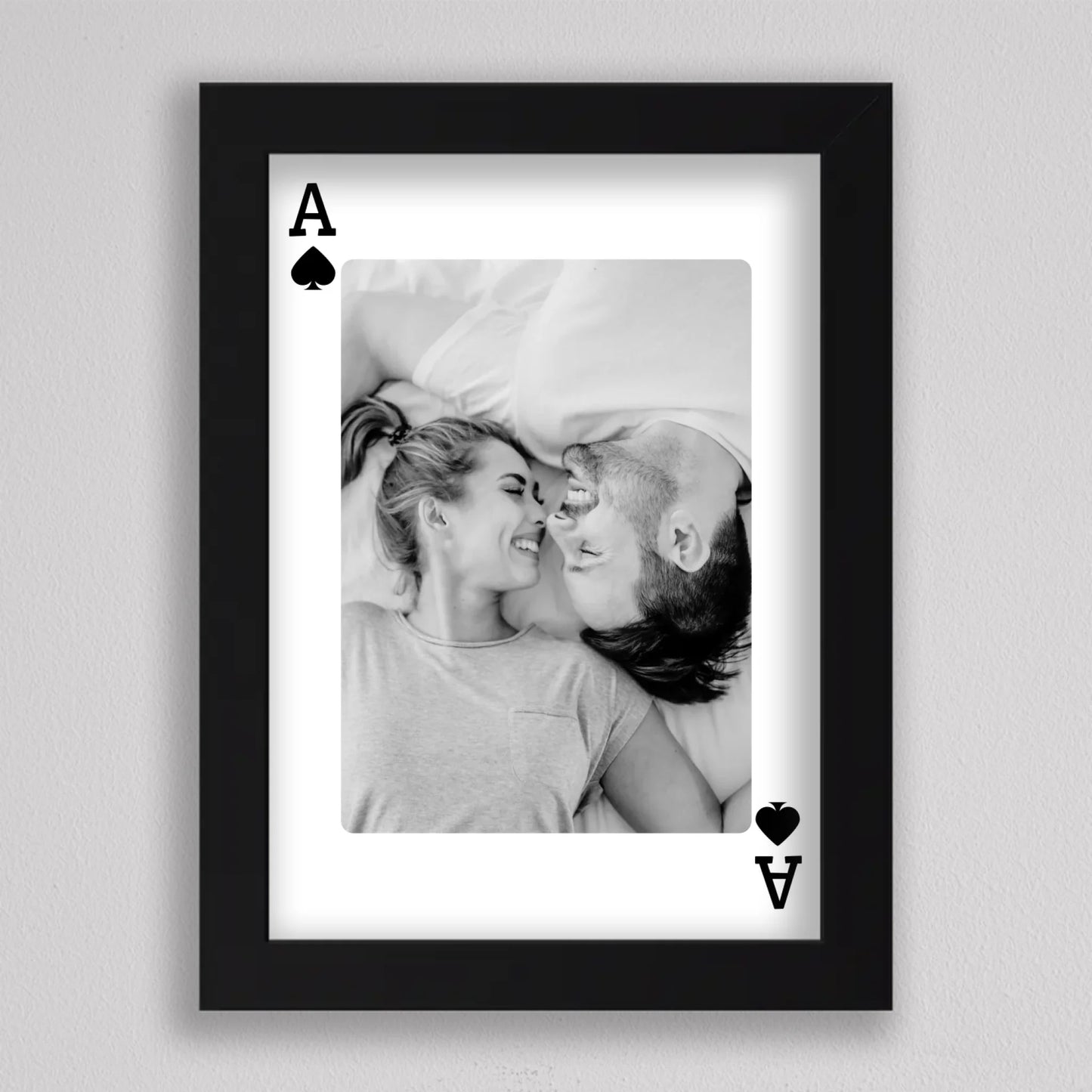 Love is the Ace – Személyre Szabható Kártya Stílusú Fotókép