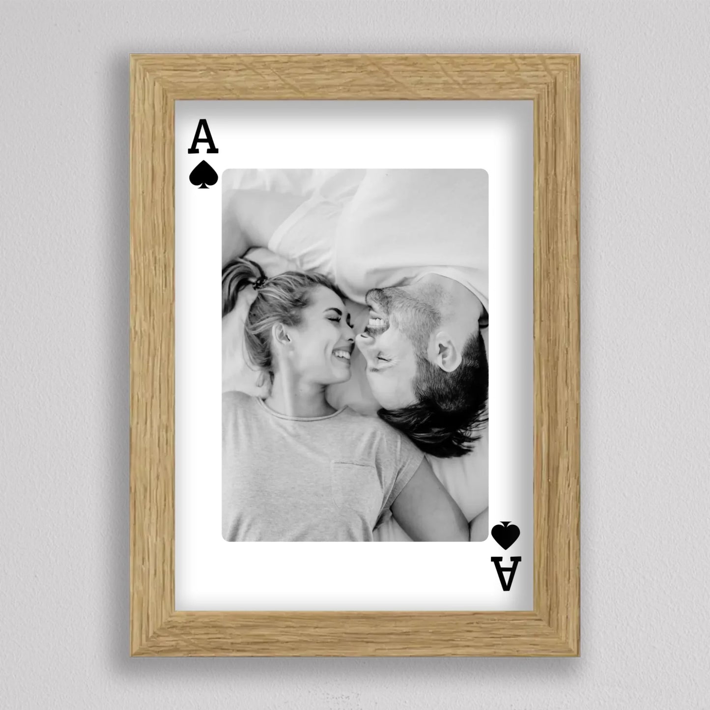 Love is the Ace – Személyre Szabható Kártya Stílusú Fotókép