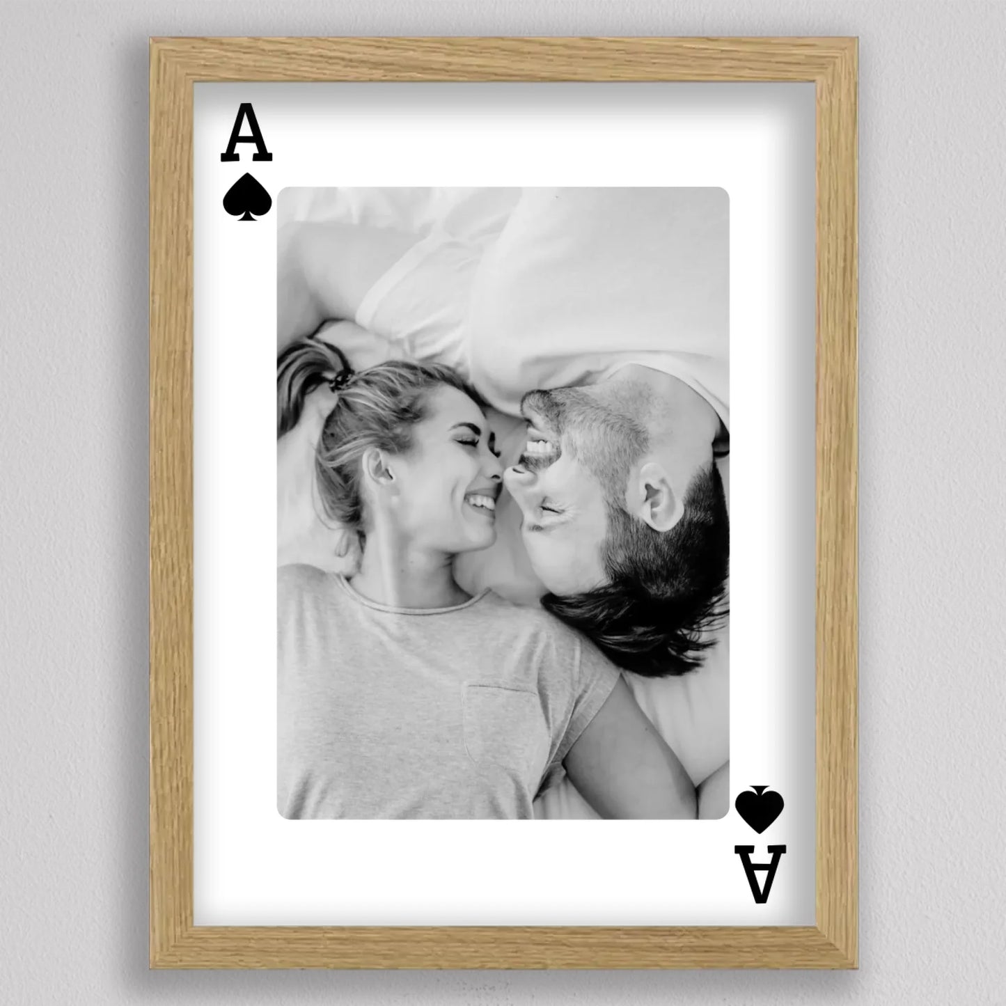 Love is the Ace – Személyre Szabható Kártya Stílusú Fotókép