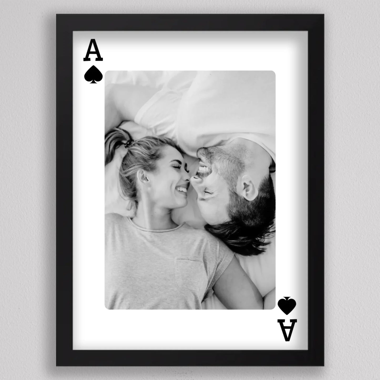 Love is the Ace – Személyre Szabható Kártya Stílusú Fotókép